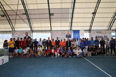 Anadolu Yıldızlar Ligi'nin tenis çeyrek finalleri Şırnak'ta sona erdi
