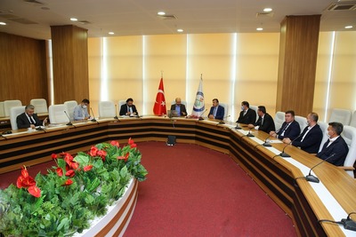 Üniversitemiz ile Koopİş Sendikası Arasında Toplu İş Sözleşmesi İmzalandı