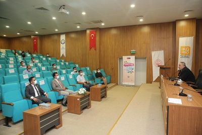Üniversitemizde İşgücü Piyasası Politikaları ve Yenilikçi Destek Mekanizmaları Çalıştayı Düzenlendi